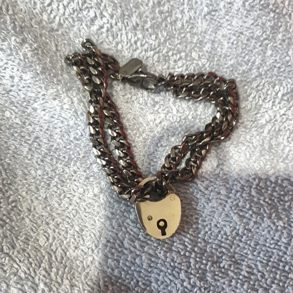 Archive Heart Padlock Bracelet - Picture 2 of 6